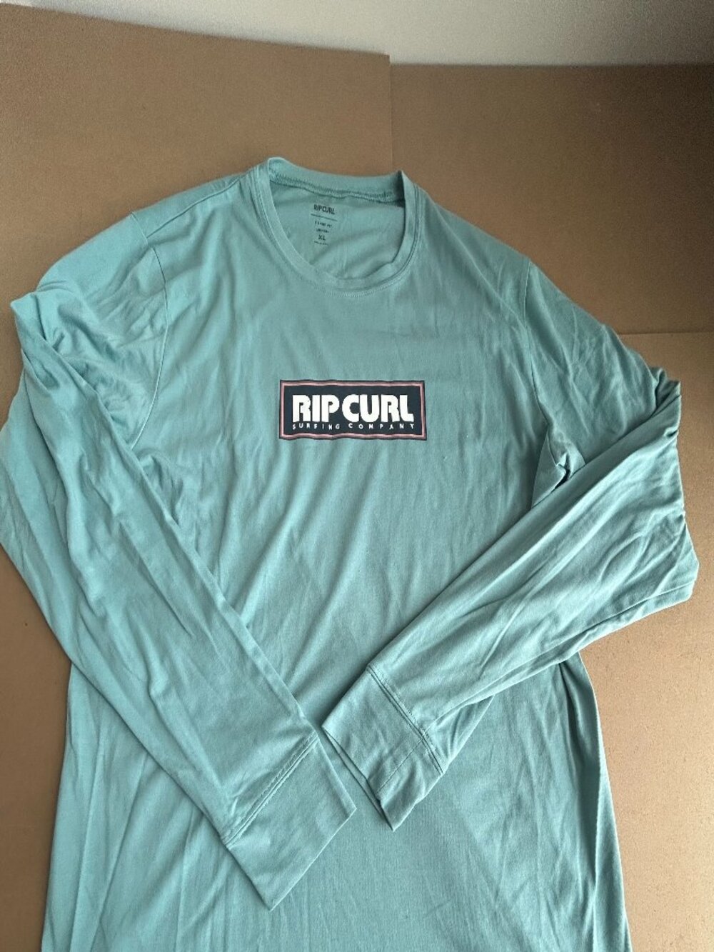 2 XL mens long sleeve summer tee shirts brand new never worn